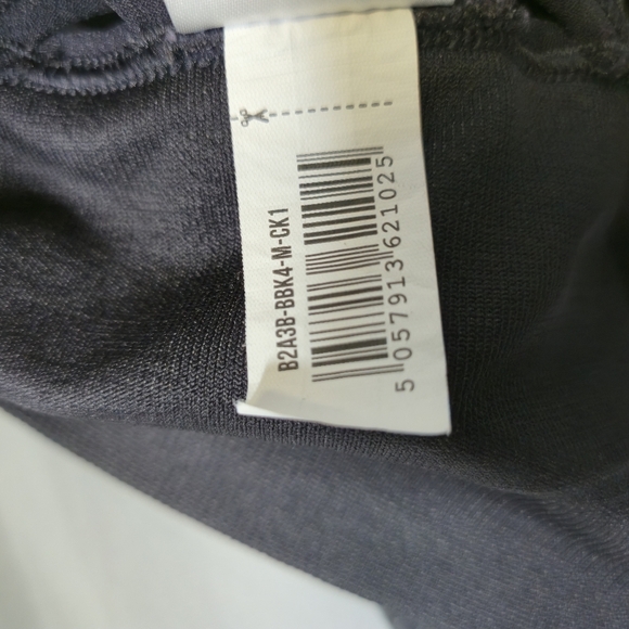 Gymshark Adapt Animal Print Seamless Sports Bra Size M - Picture 5 of 7